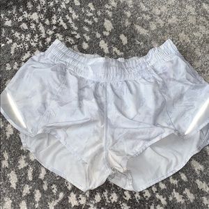 RARE PATTERN hotty hot shorts!!!!
